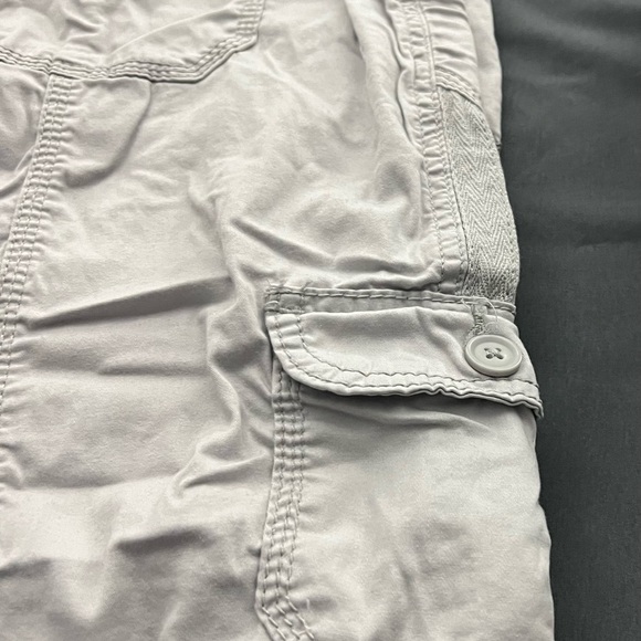 Style & Co. tan/khaki capri pants with drawstring pulls at bottom sz 14P - Picture 5 of 7